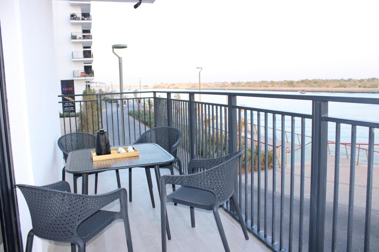 Smart Living Apartment Abu Dhabi Exterior photo
